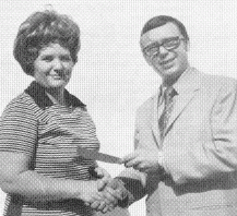 BoobyNashWithAWinner1970.gif